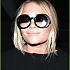 35383_mary-kate-olsen-paris-fashion-week-03_122_366lo.jpg
